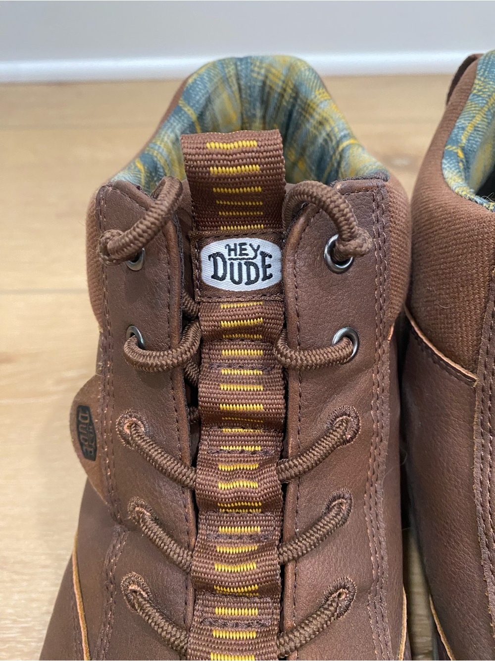 Hey Dude Boots Men’s 11 Brown Tahoe Classic Mid Top Chukka Comfort Outdoor - Picture 2 of 8